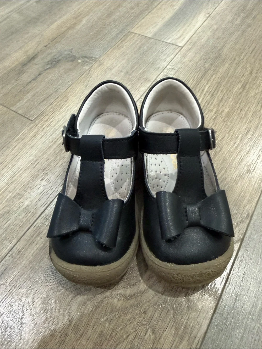 L'Amour Black T-Strap Bow Kids Dress Shoes Toddler Size 8